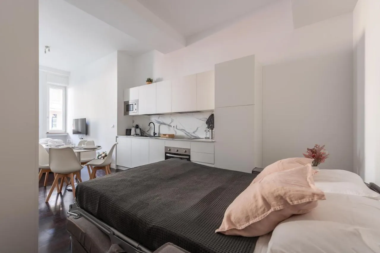 We Home - Bandello House, Corso Magenta contacts